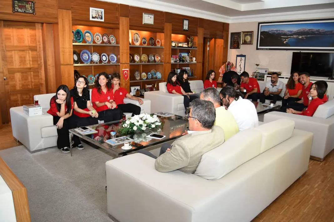 Kemer’de eğitim yatırımları meyvesini veriyor 6
